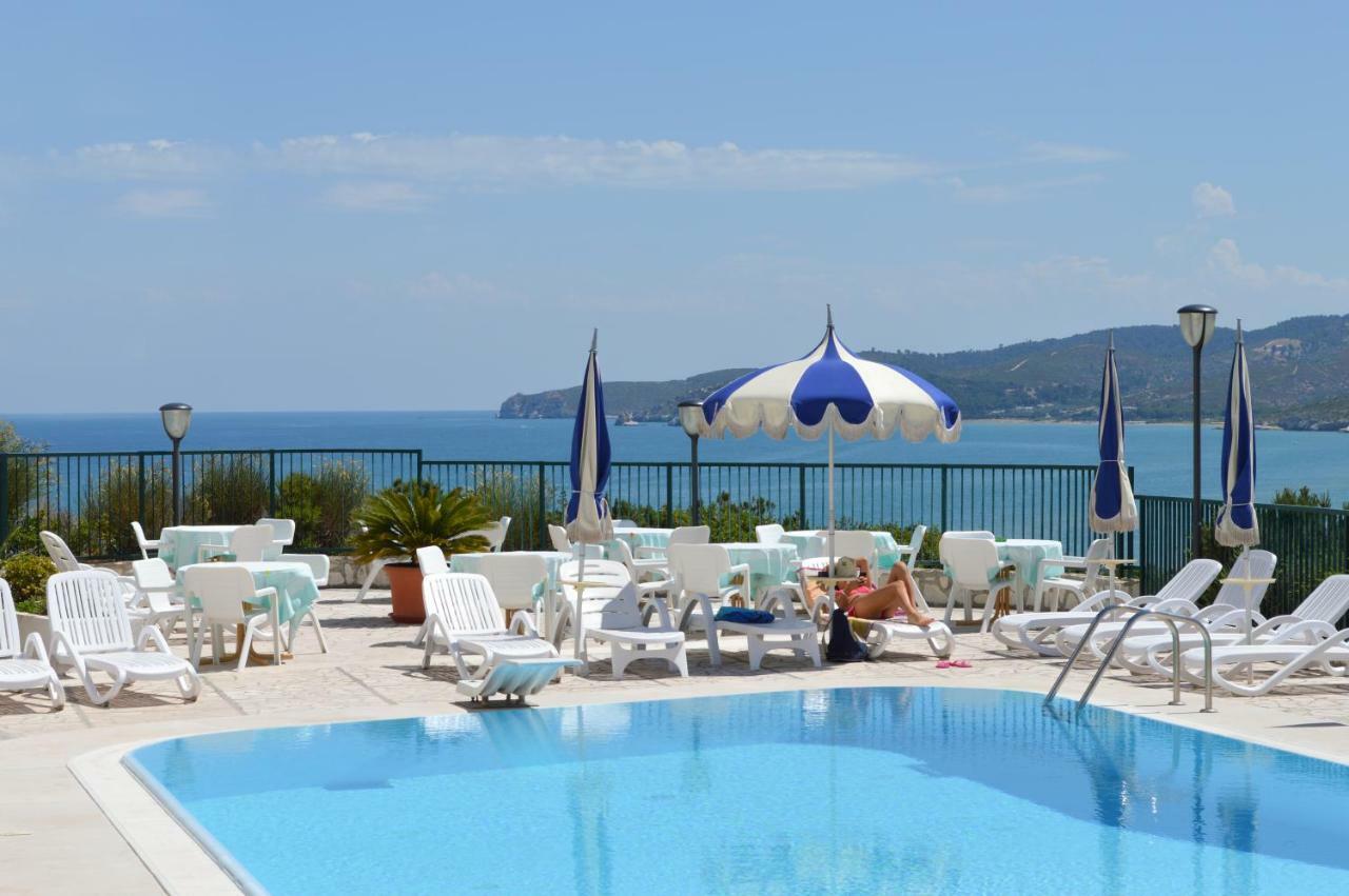 Апарт готель Svevo Sea House В'єсте Екстер'єр фото